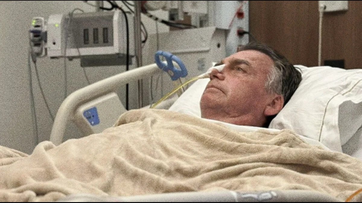 Bolsonaro é levado ao hospital após vômitos e calafrios na Papudinha, em Brasília