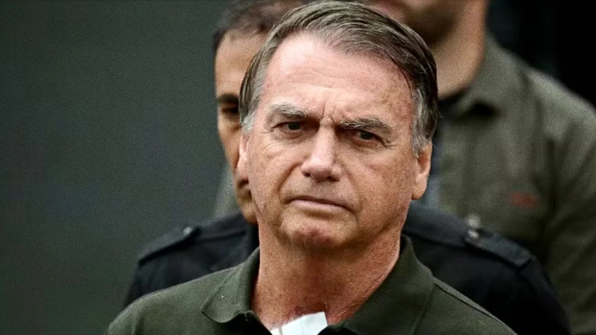Bolsonaro tem piora renal e segue na UTI sem previsão de alta com broncopneumonia