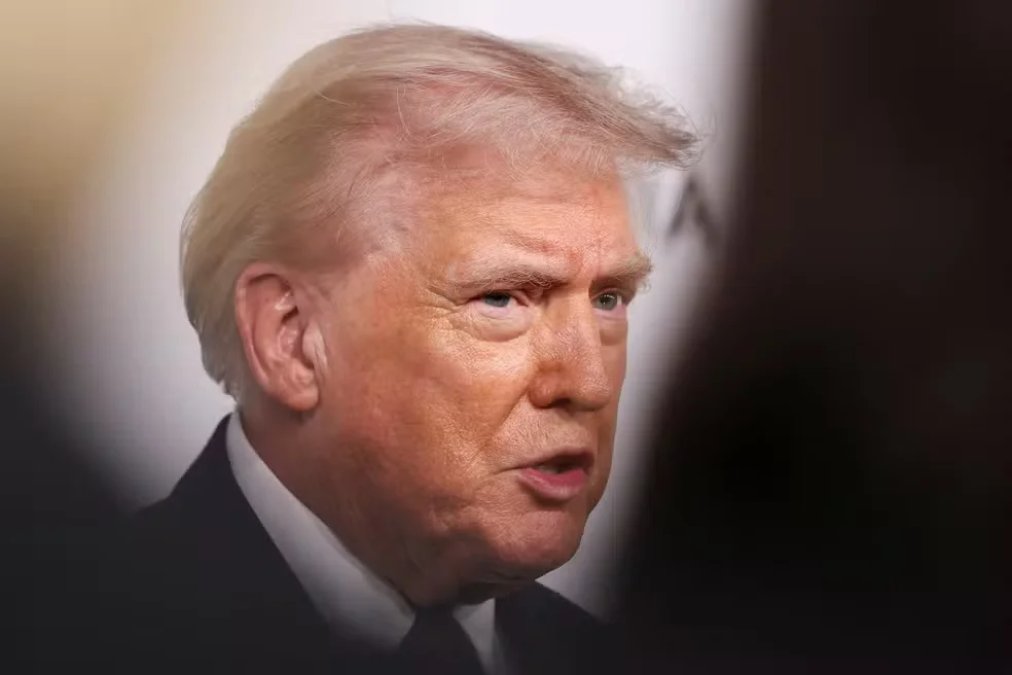 Trump ameaça atacar Irã com “força nunca vista” se houver nova retaliação, diz post