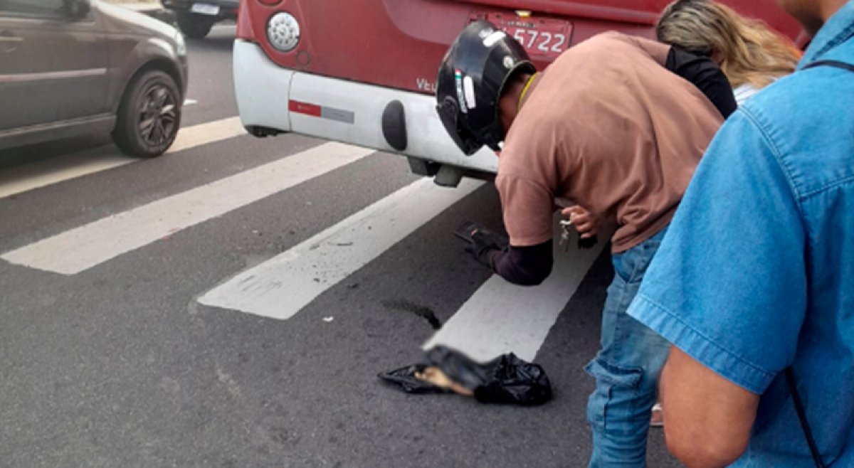 Disputa entre micro-ônibus Amarelinhos resulta em amputação de braço de passageiro em Manaus
