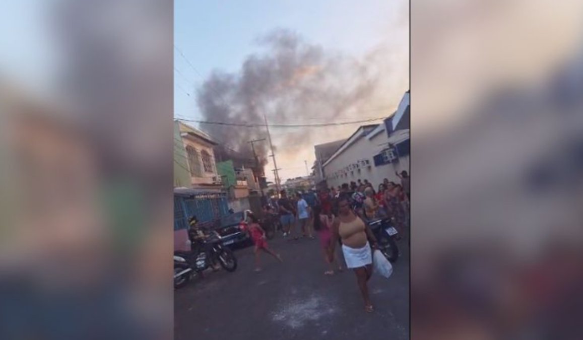 VÍDEO: incêndio atinge casa no bairro Glória, em Manaus; vizinhos ajudam antes dos bombeiros