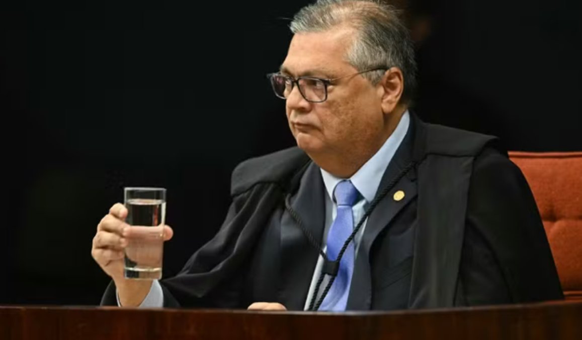 Dino amplia decisão do STF e derruba quebra de sigilo de Lulinha na CPMI do INSS